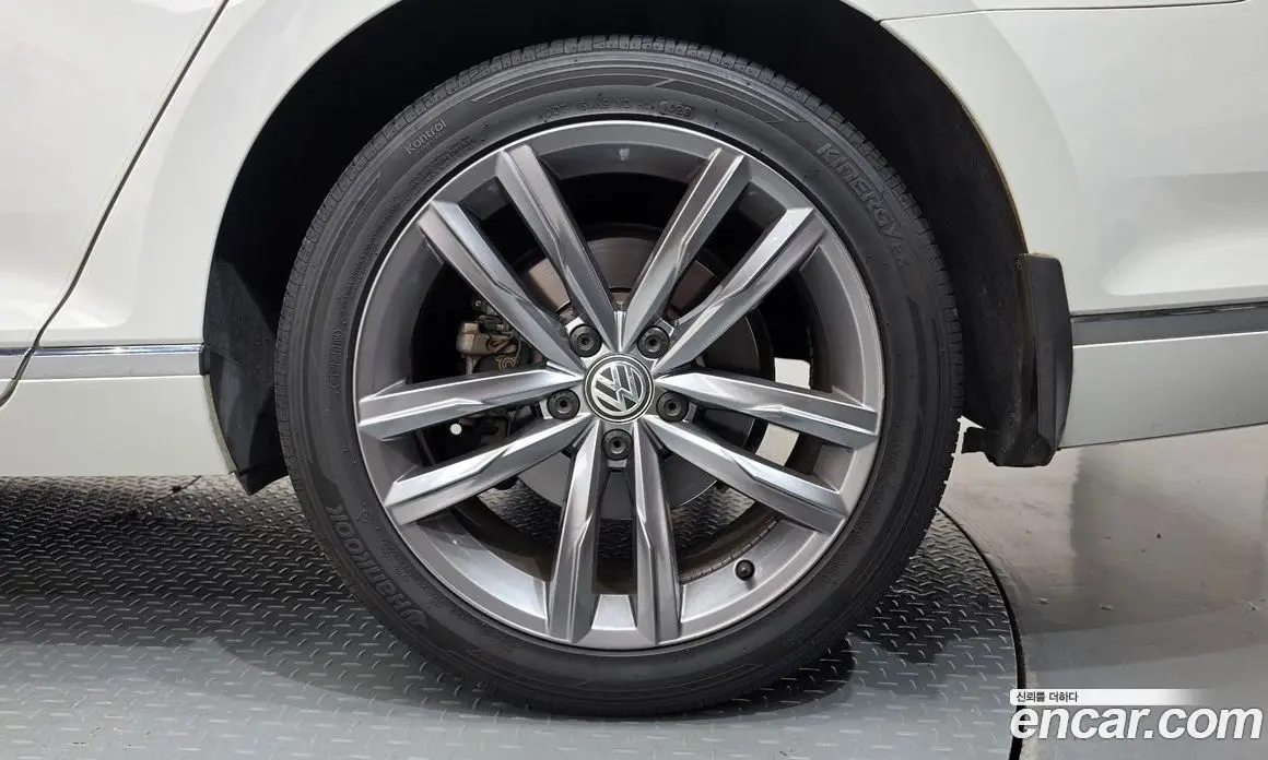 Volkswagen Passat 2018 2.0 АКПП, фото 7