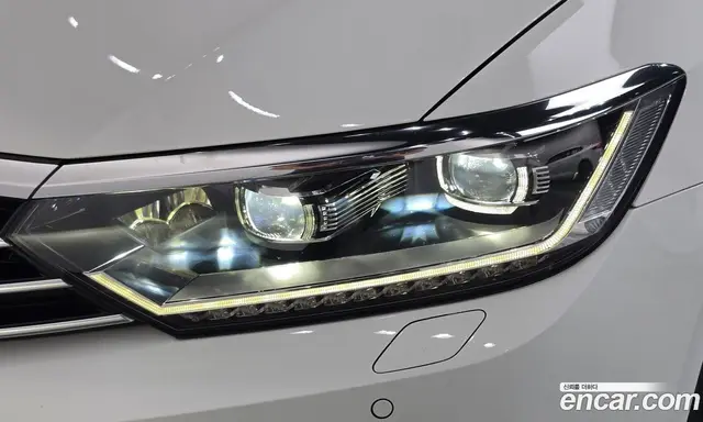 Volkswagen Passat 2018 2.0 АКПП, миниатюра 8