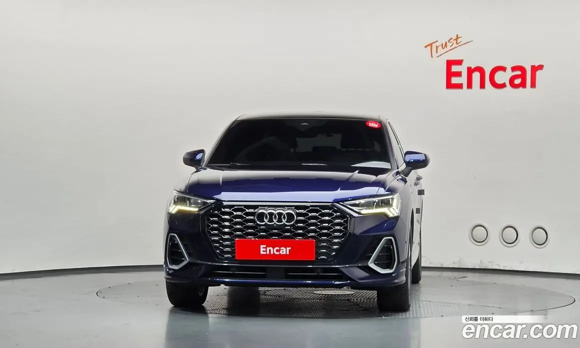 Audi Q3 2023 2.0 АКПП, фото 3