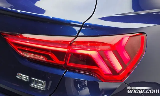 Audi Q3 2023 2.0 АКПП, миниатюра 9