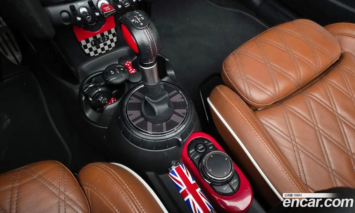 Mini Cooper Convertible 2016 2.0 АКПП, фото 9 Mini Cooper Convertible 2016 2.0 АКПП, фото 9