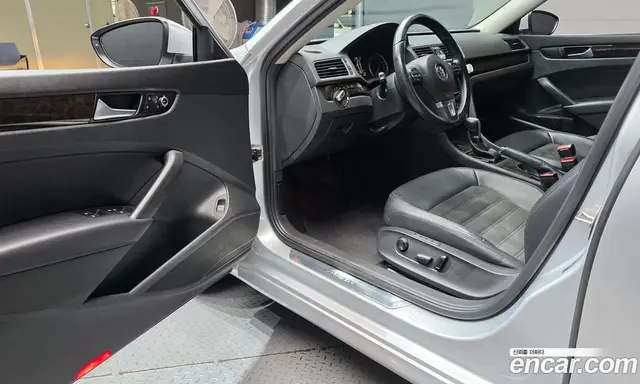 Volkswagen Passat 2014 2.0 АКПП, миниатюра 10 Volkswagen Passat 2014 2.0 АКПП, миниатюра 10