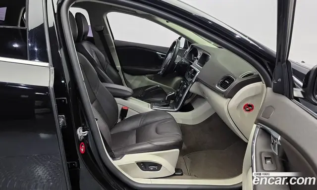 Volvo V40 2016 2.0 АКПП, миниатюра 11 Volvo V40 2016 2.0 АКПП, миниатюра 11