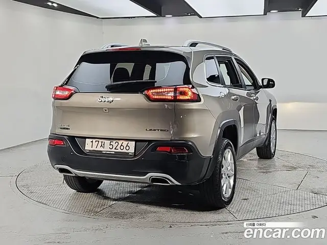 Jeep Cherokee 2017 2.2 АКПП, миниатюра 2