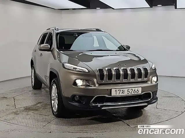 Jeep Cherokee 2017 2.2 АКПП, миниатюра 3
