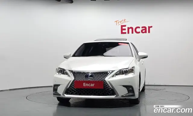 Lexus CT200h 2018 1.8 АКПП, миниатюра 2 Lexus CT200h 2018 1.8 АКПП, миниатюра 2