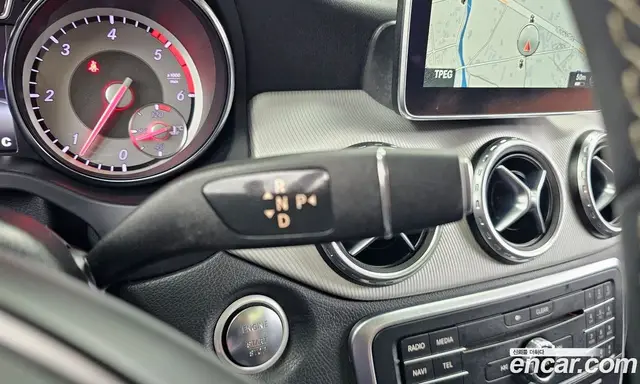 Mercedes-Benz GLA-Class 2016 2.1 АКПП, миниатюра 9