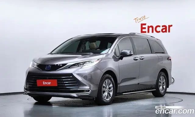 Toyota Sienna, 2023, 94 152 км