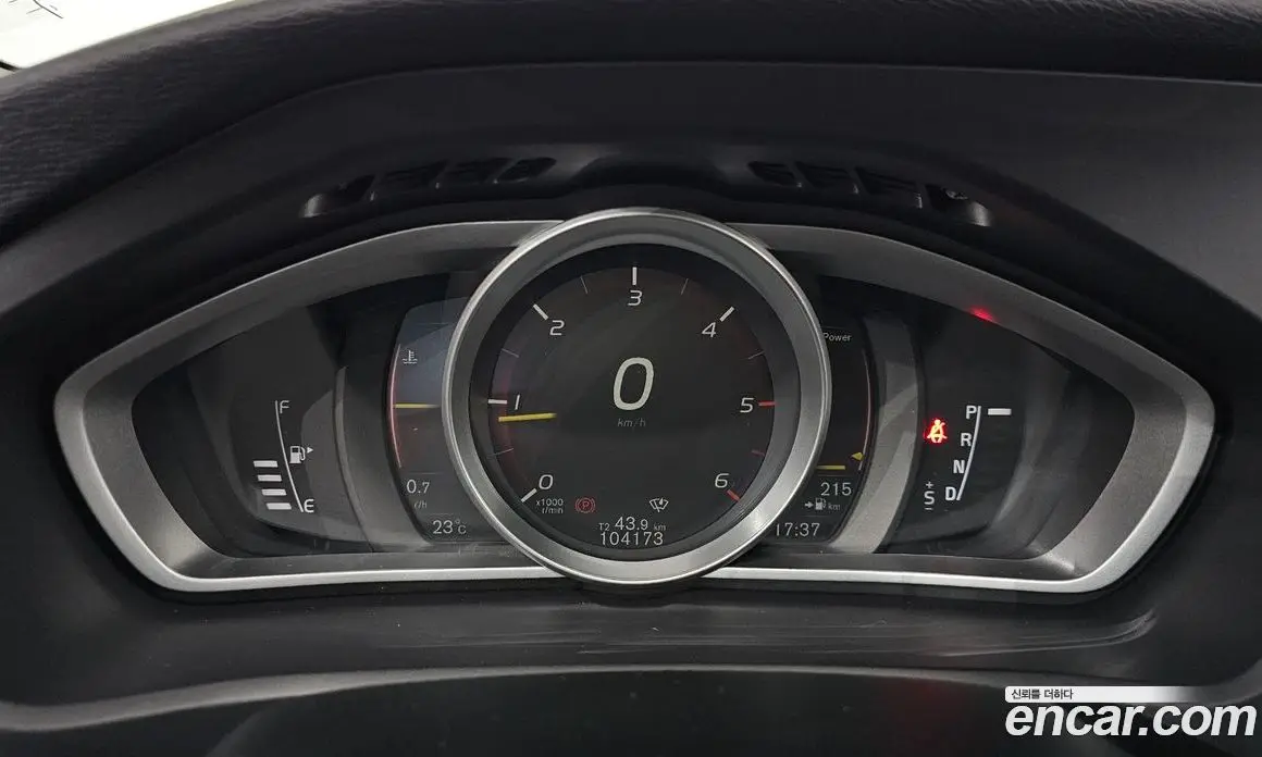 Volvo V40 2017 2.0 АКПП, фото 11