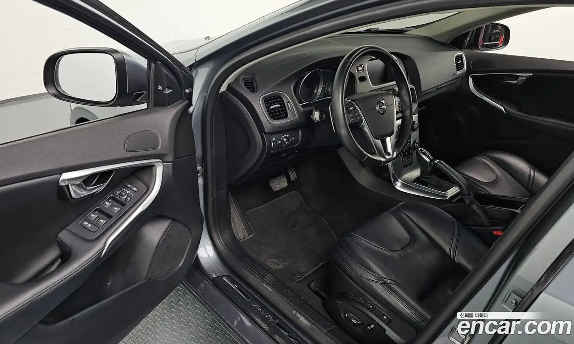Volvo V40 2017 2.0 АКПП, фото 13