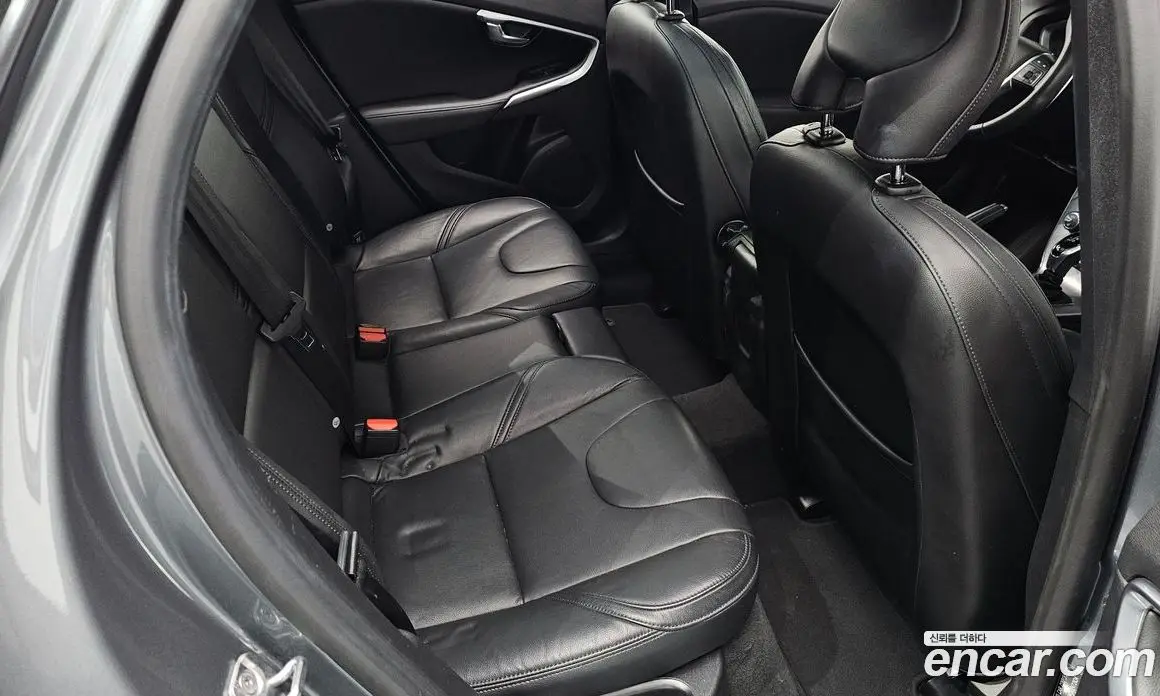 Volvo V40 2017 2.0 АКПП, фото 18