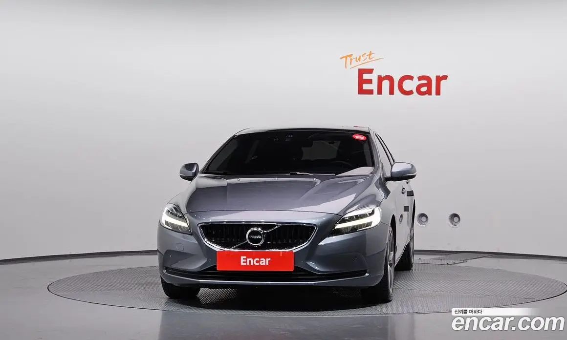 Volvo V40 2017 2.0 АКПП, фото 3