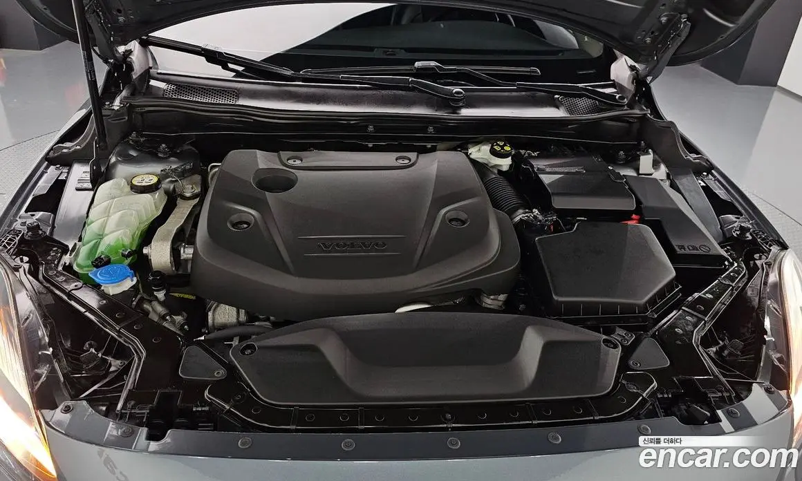 Volvo V40 2017 2.0 АКПП, фото 6