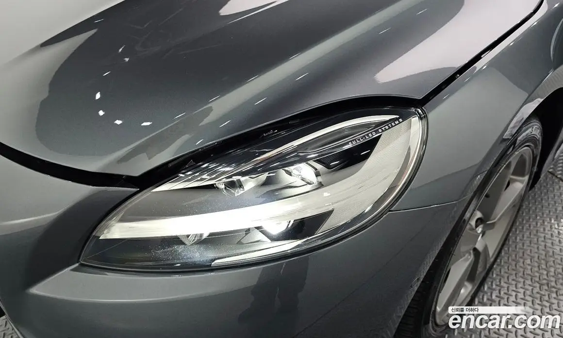 Volvo V40 2017 2.0 АКПП, фото 8