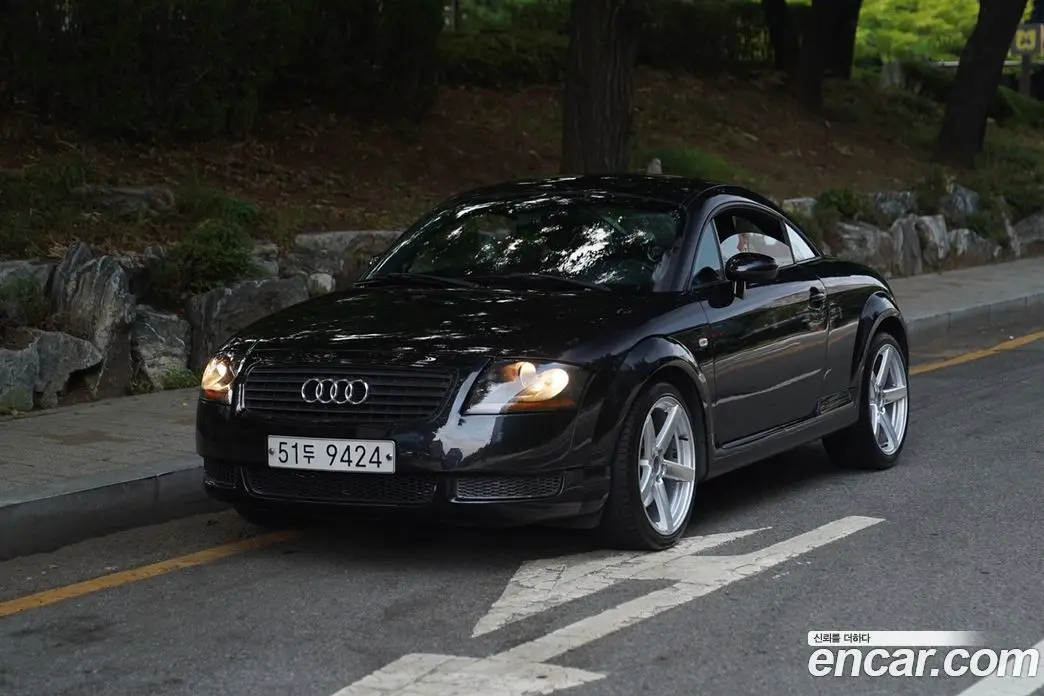 Audi TT 2002 1.8 МКПП, фото 1