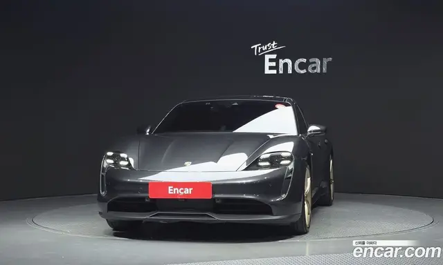 Porsche Taycan 2021 0.1 АКПП, миниатюра 3