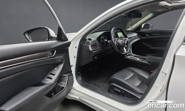 Honda Accord 2018 2.0 АКПП, миниатюра 10 Honda Accord 2018 2.0 АКПП, миниатюра 10
