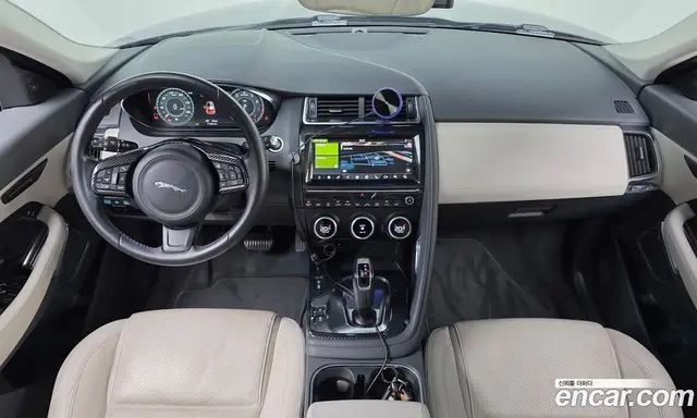 Jaguar E-Pace 2018 2.0 АКПП, миниатюра 7 Jaguar E-Pace 2018 2.0 АКПП, миниатюра 7