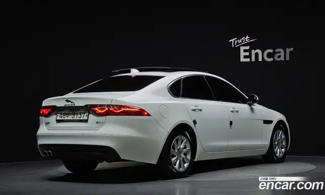 Jaguar XF 2017 2.0 АКПП, миниатюра 2