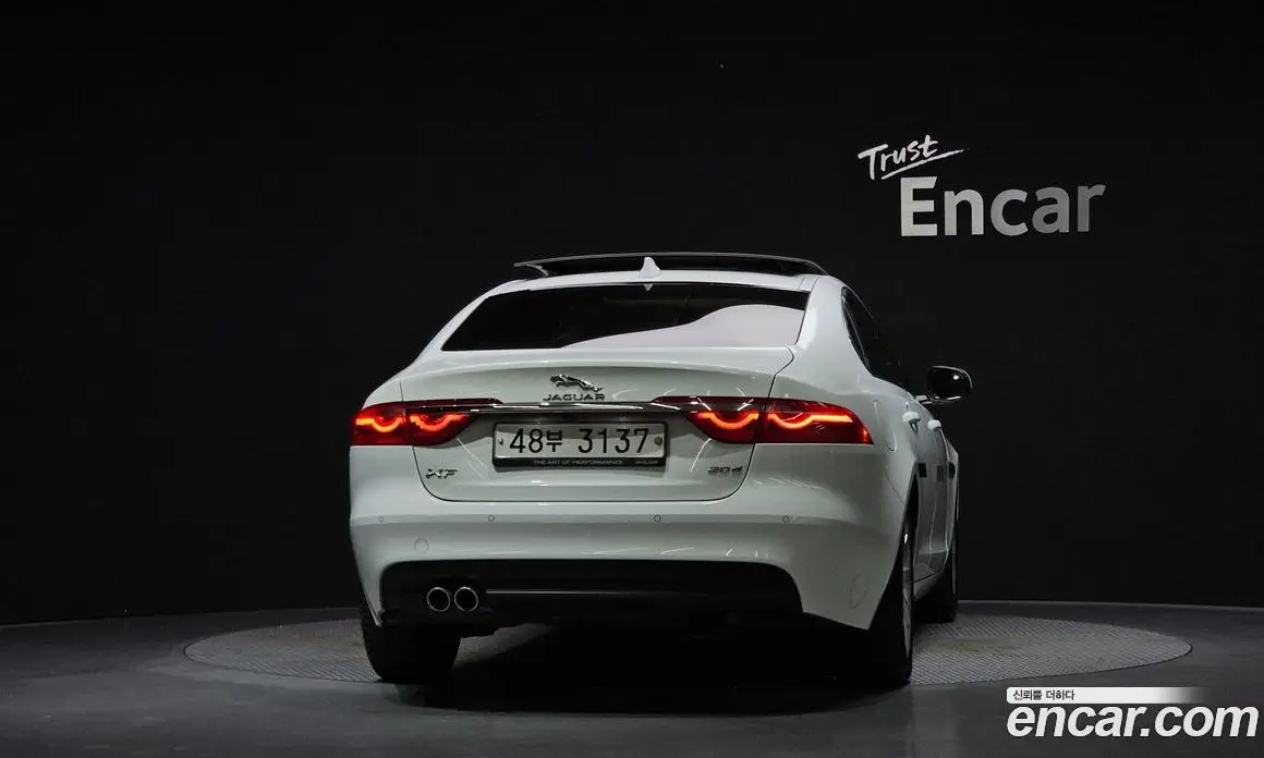 Jaguar XF 2017 2.0 АКПП, фото 4