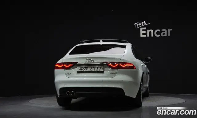 Jaguar XF 2017 2.0 АКПП, миниатюра 4