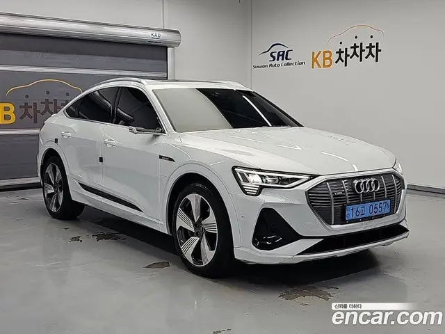 Audi e-tron 2022 АКПП, миниатюра 4