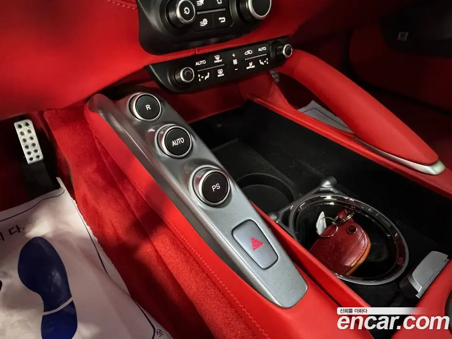 Ferrari GTC4 Lusso 2019 3.9 АКПП, фото 13