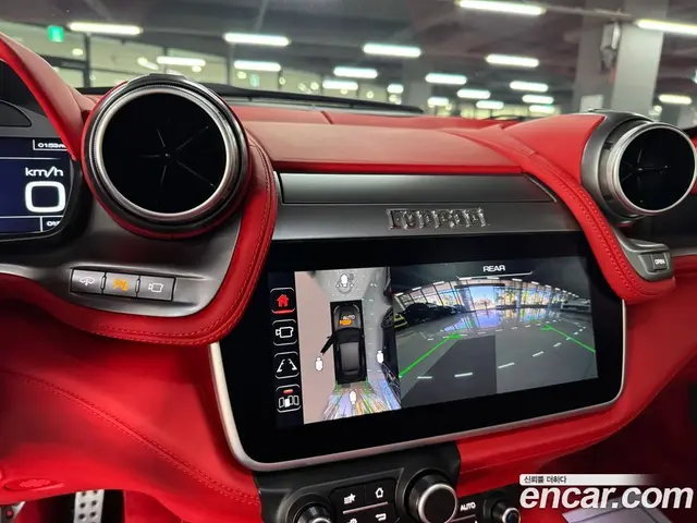Ferrari GTC4 Lusso 2019 3.9 АКПП, миниатюра 10