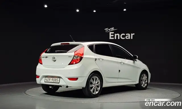 Hyundai Accent, 2012, 155 591 км