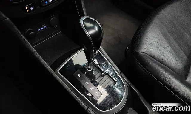 Hyundai Accent 2012 1.6 АКПП, миниатюра 11
