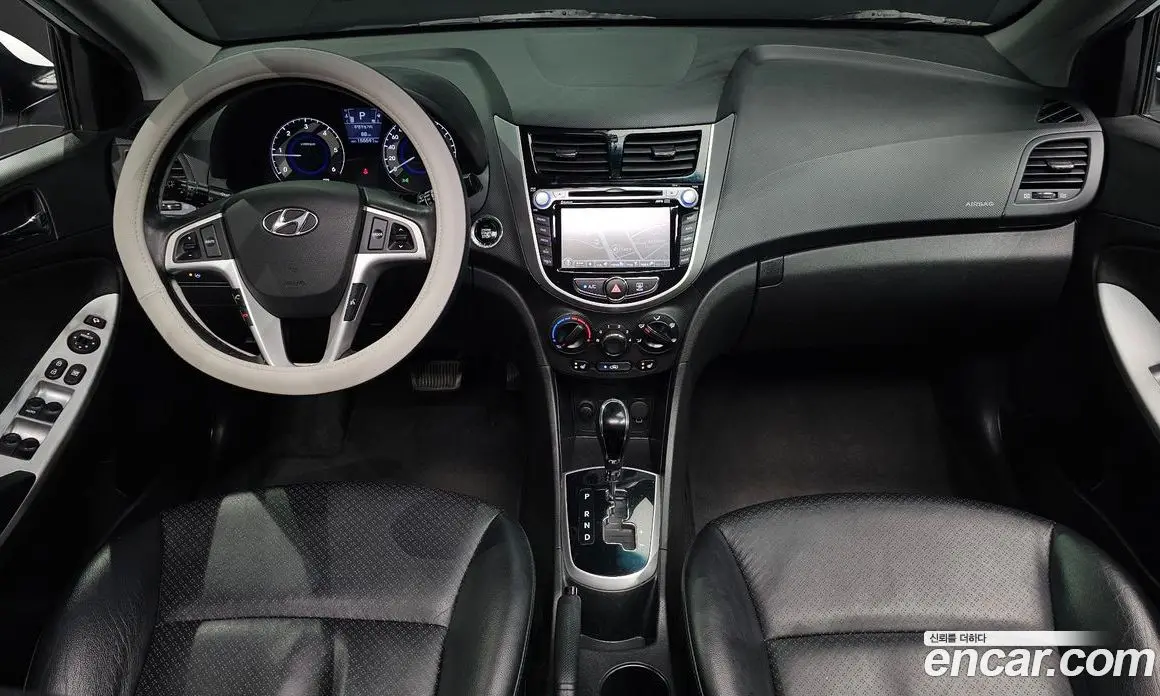 Hyundai Accent 2012 1.6 АКПП, фото 9