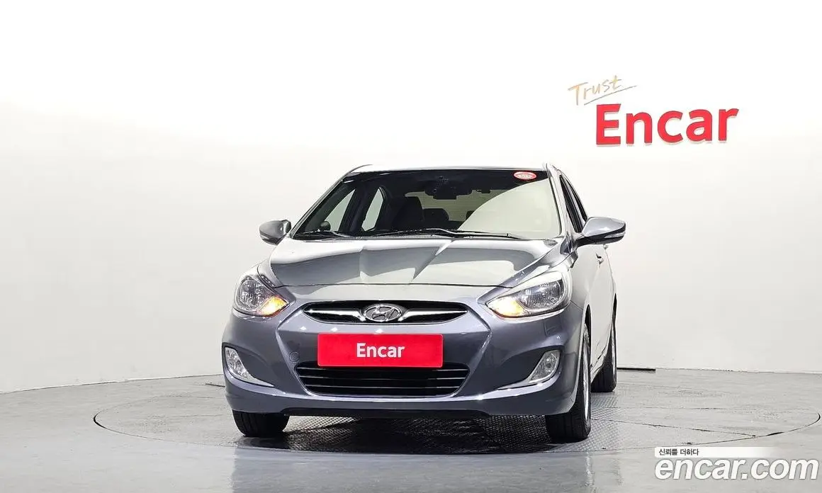 Hyundai Accent 2012 1.6 МКПП, фото 3 Hyundai Accent 2012 1.6 МКПП, фото 3