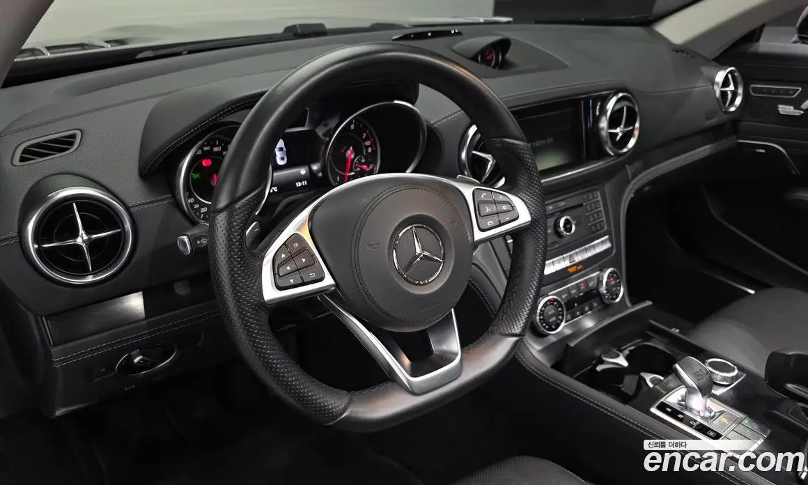 Mercedes-Benz SL-Class 2017 3.0 АКПП, фото 18 Mercedes-Benz SL-Class 2017 3.0 АКПП, фото 18