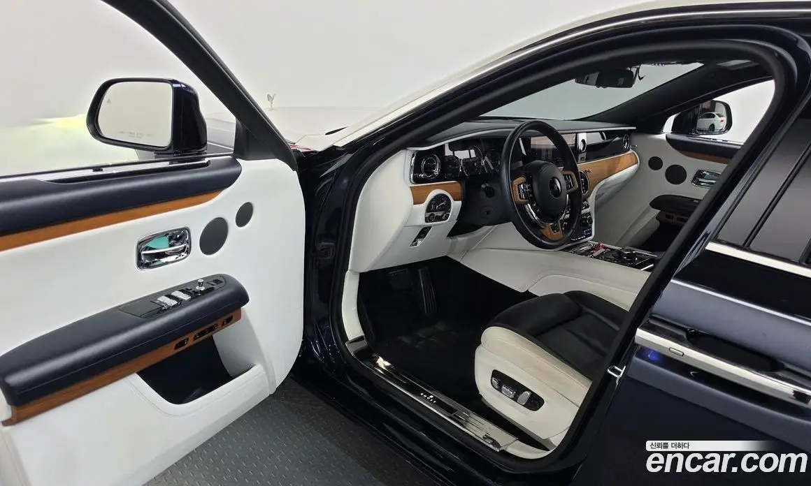Rolls-Royce Ghost 2021 6.7 АКПП, фото 13