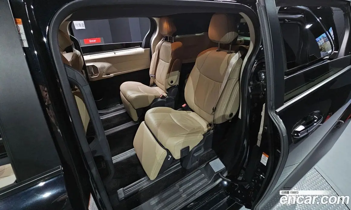 Toyota Sienna 2024 2.5 АКПП, фото 16