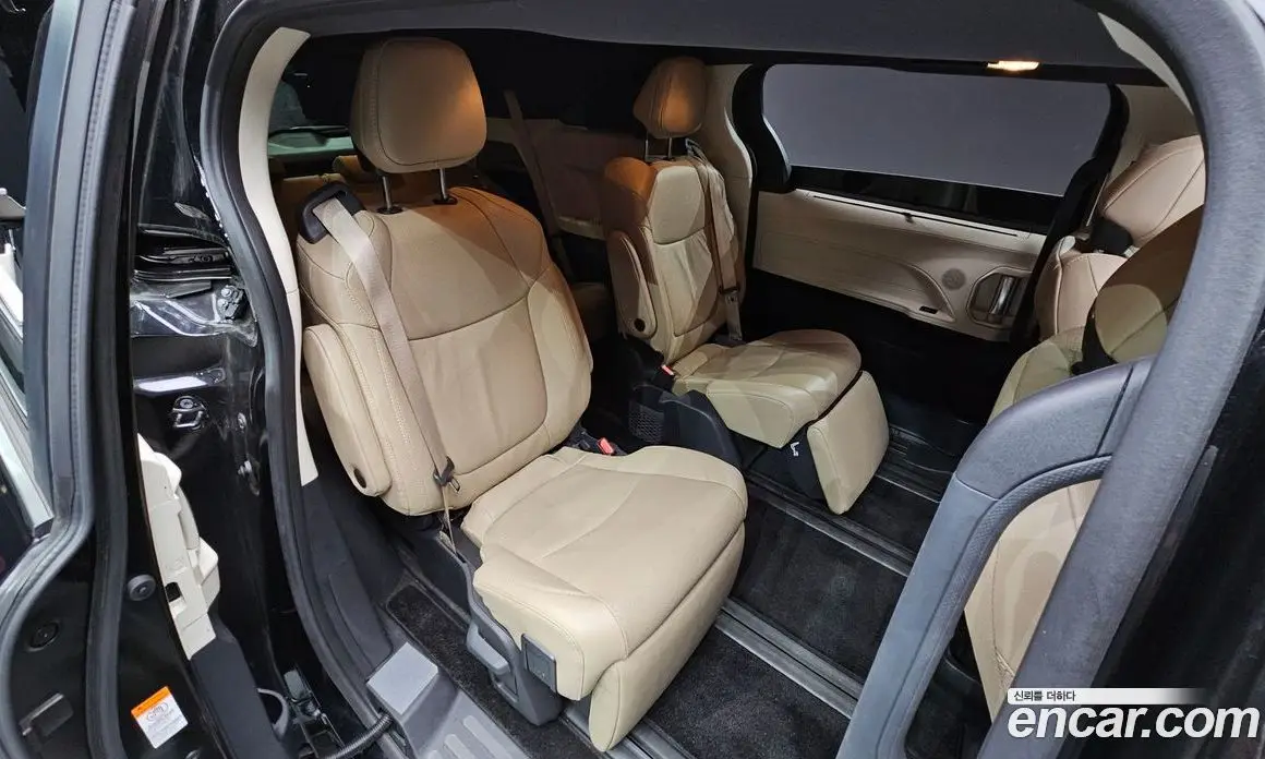 Toyota Sienna 2024 2.5 АКПП, фото 17