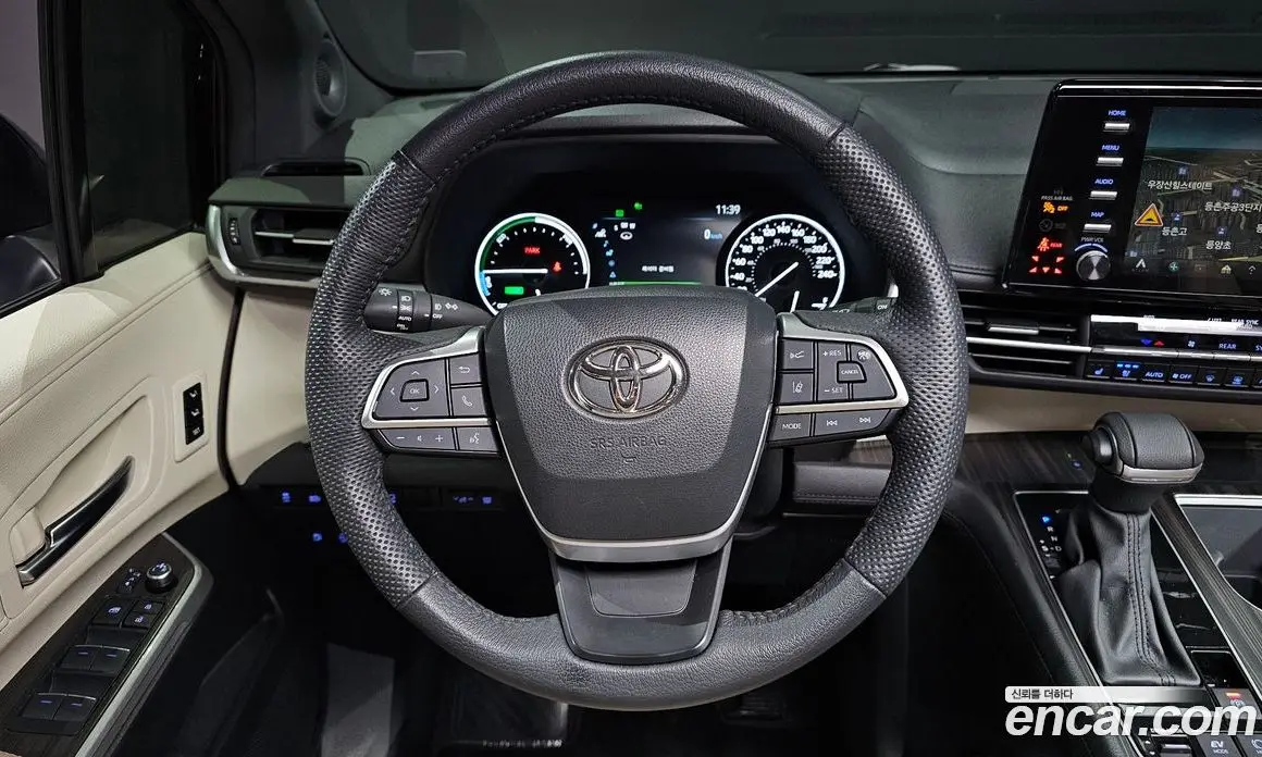 Toyota Sienna 2024 2.5 АКПП, фото 18