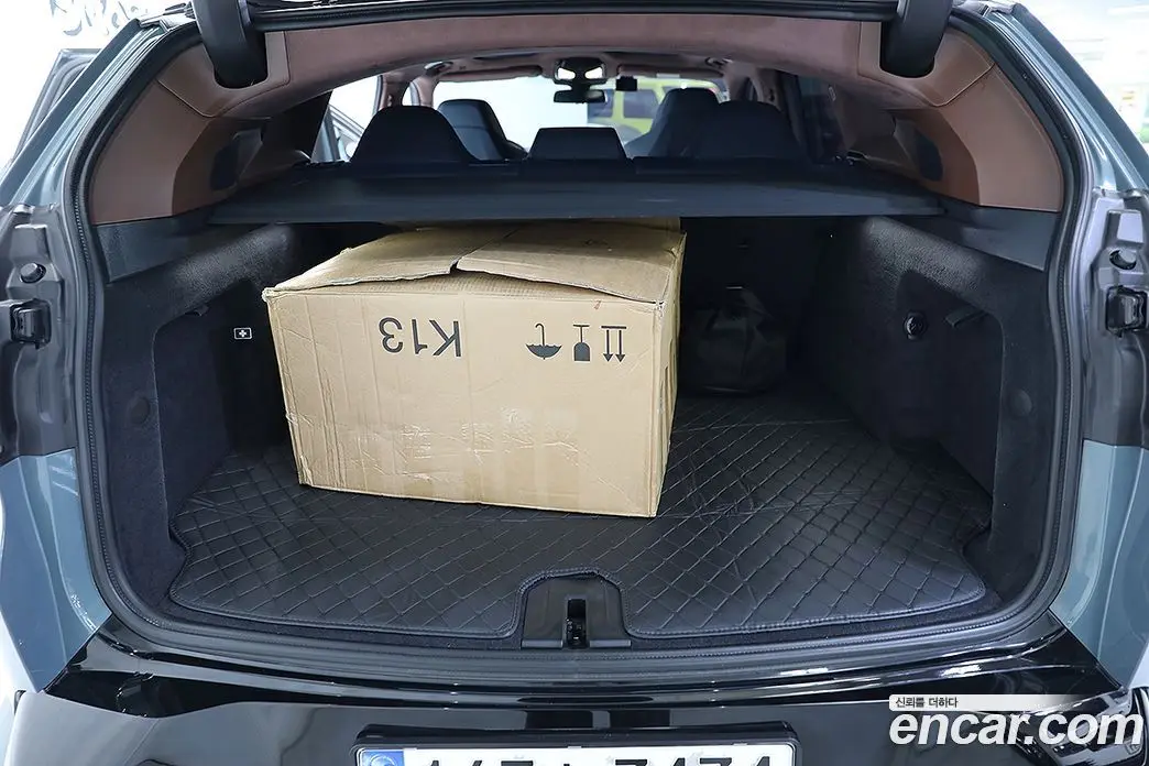 BMW XM 2023 4.4 АКПП, фото 12