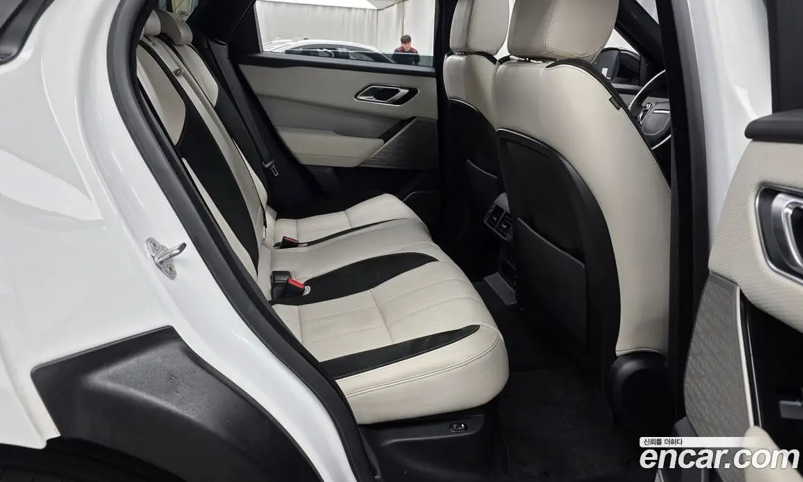 Land Rover Range Rover Velar 2019 2.0 АКПП, фото 12