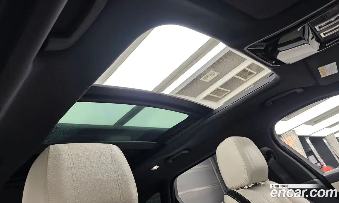 Land Rover Range Rover Velar 2019 2.0 АКПП, фото 17