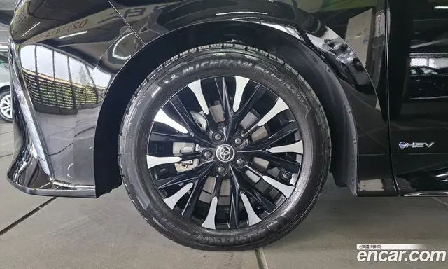 Toyota Alphard 2023 2.5 АКПП, миниатюра 12