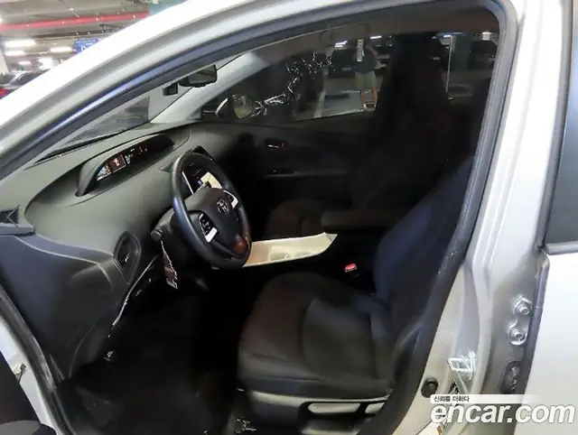 Toyota Prius 2016 1.8 АКПП, миниатюра 6