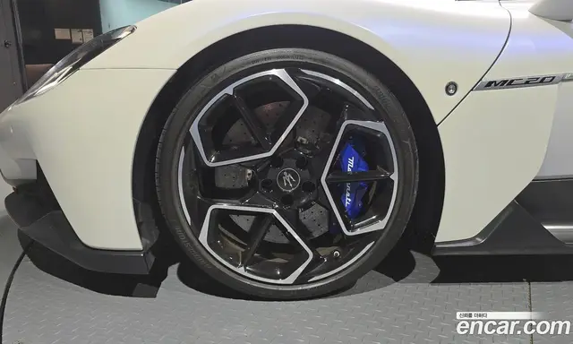 Maserati MC20 2022 3.0 АКПП, миниатюра 4 Maserati MC20 2022 3.0 АКПП, миниатюра 4