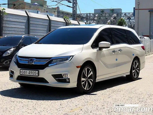 Honda Odyssey 2017 3.5 АКПП, миниатюра 2 Honda Odyssey 2017 3.5 АКПП, миниатюра 2