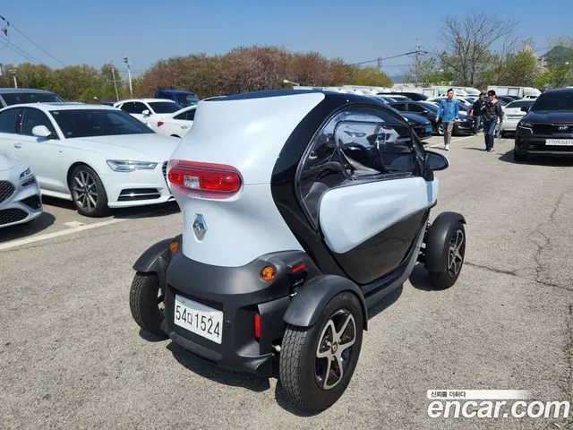 Renault (Samsung) Twizy 2018 0.1 АКПП, миниатюра 6