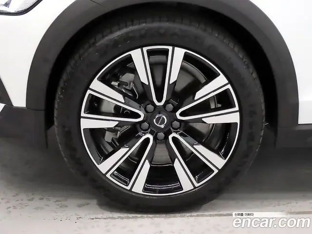 Volvo V60 2026 2.0 АКПП, миниатюра 5