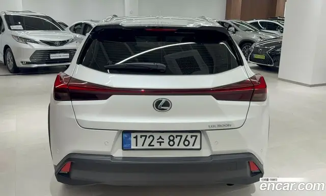 Lexus UX 2025 2.0 вариатор, миниатюра 4 Lexus UX 2025 2.0 вариатор, миниатюра 4