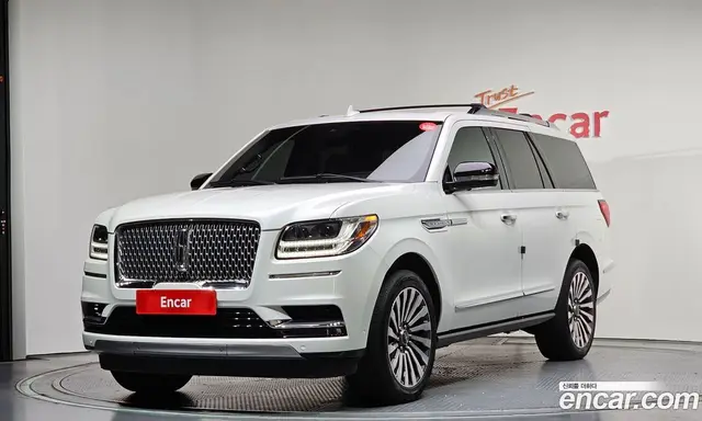 Lincoln Navigator, 2021, 83 036 км