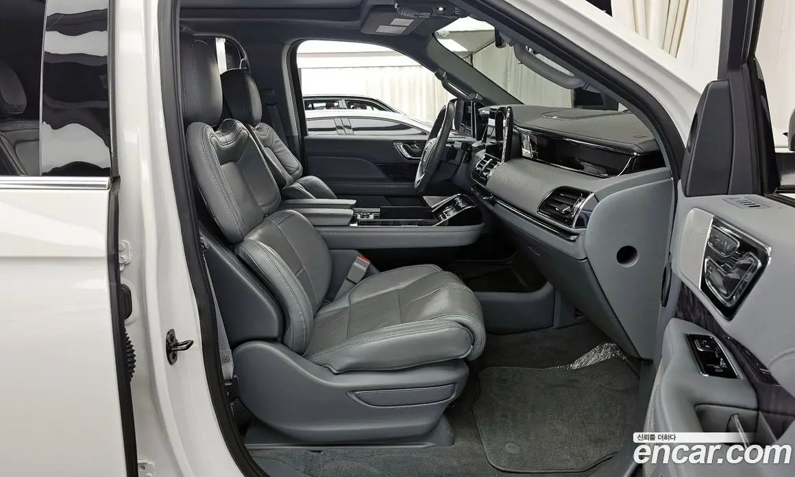 Lincoln Navigator 2021 3.5 АКПП, фото 17