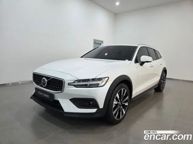 Volvo V60, 2026, 1 802 км